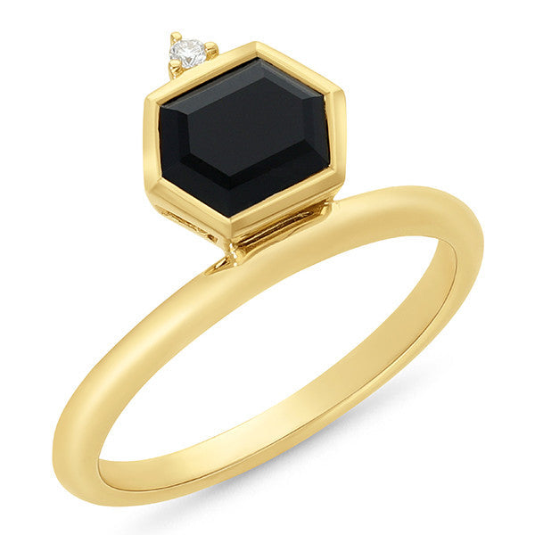 Onyx & Diamond Ring in 9ct Yellow Gold