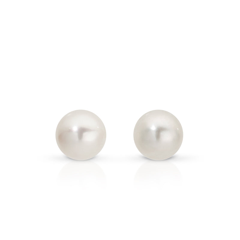 9ct 4mm pearl studs